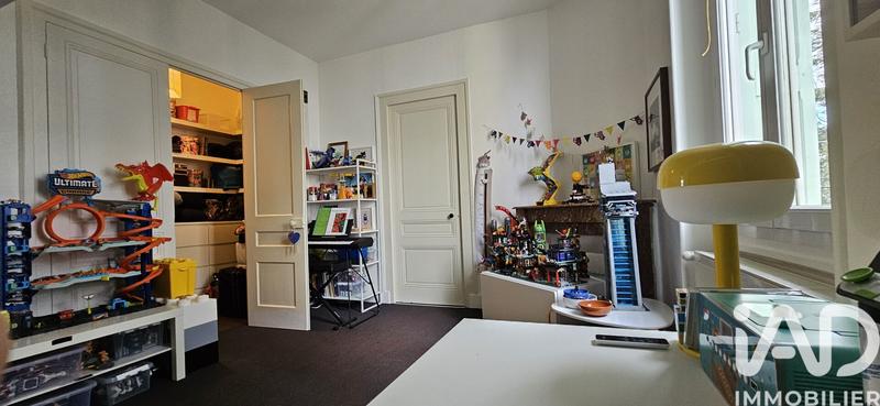 Appartement - 134 m² - 6 pièces