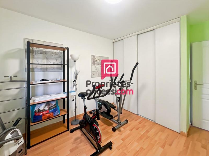 Maison - 101 m² - 6 pièces