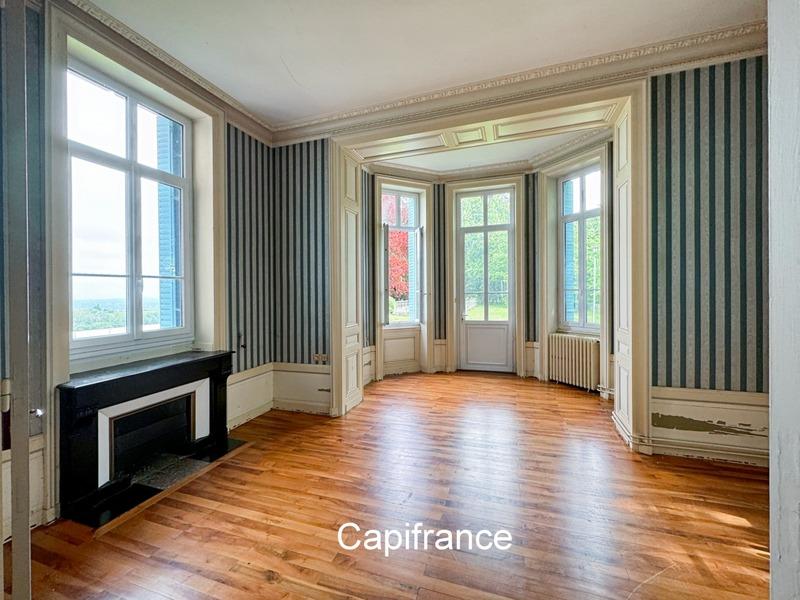 Propriété - 600 m² - 15 pièces