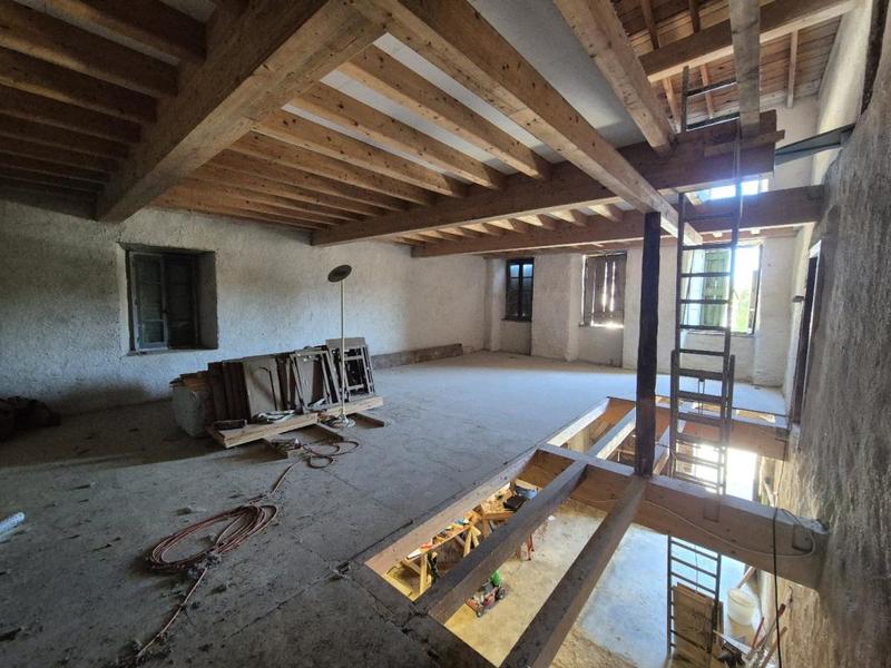 Maison - 380 m² - 8 pièces