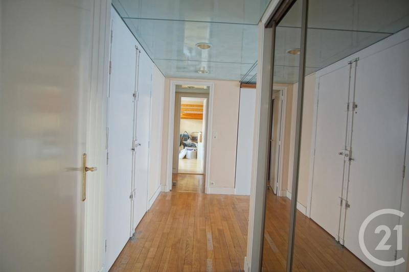 Appartement - 109 m² - 4 pièces