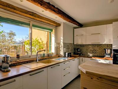 Maison - 122 m² - 6 pièces