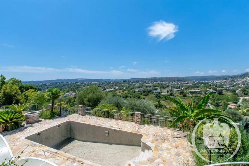 Villa - 181 m² - 7 pièces