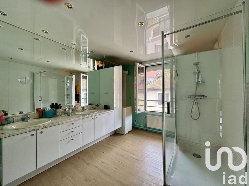 Appartement - 103 m² - 3 pièces