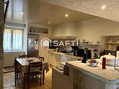 Maison - 157 m² - 6 pièces