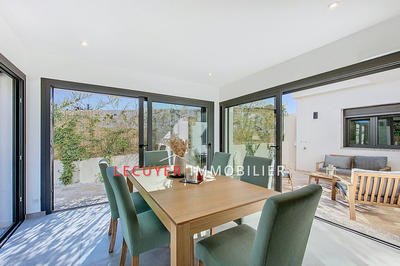 Maison - 104 m² - 4 pièces