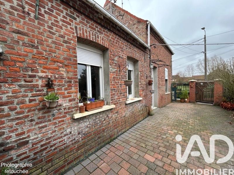 Maison - 99 m² - 9 pièces