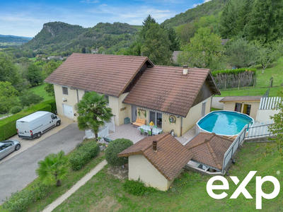 Maison - 167 m² - 6 pièces