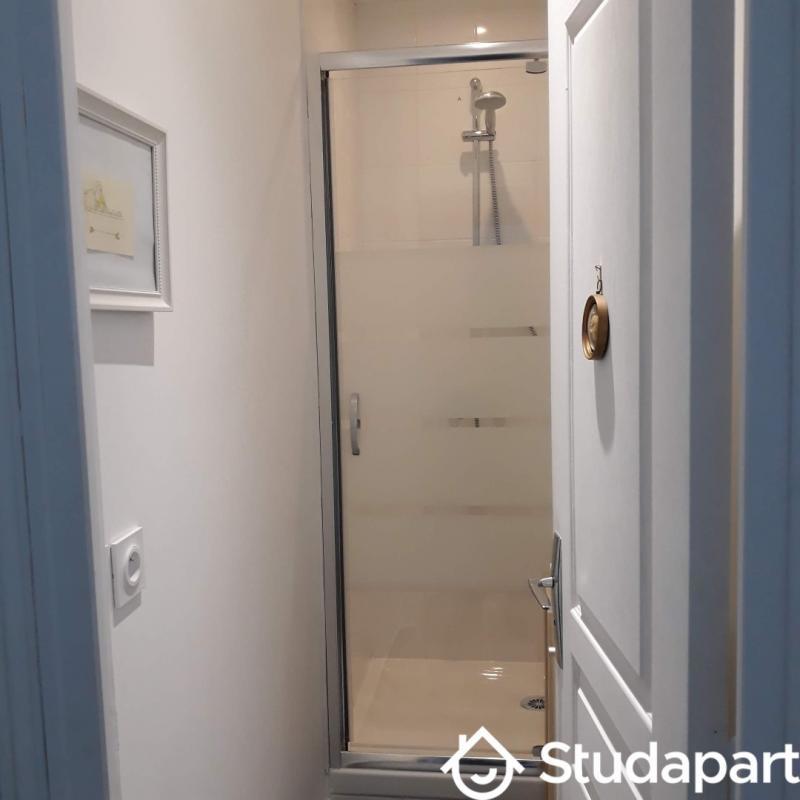 Chambre - 9 m² - 1 pièce