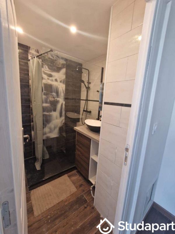 Chambre - 13 m² - 1 pièce