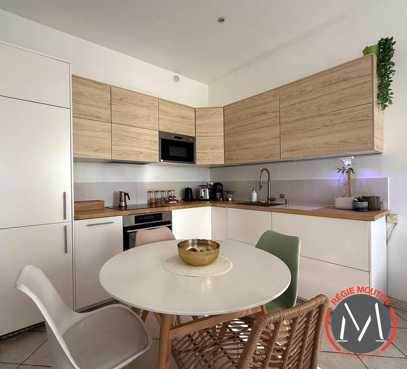 Appartement - 49 m² - 2 pièces