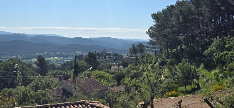 Terrain constructible - 2 000 m²