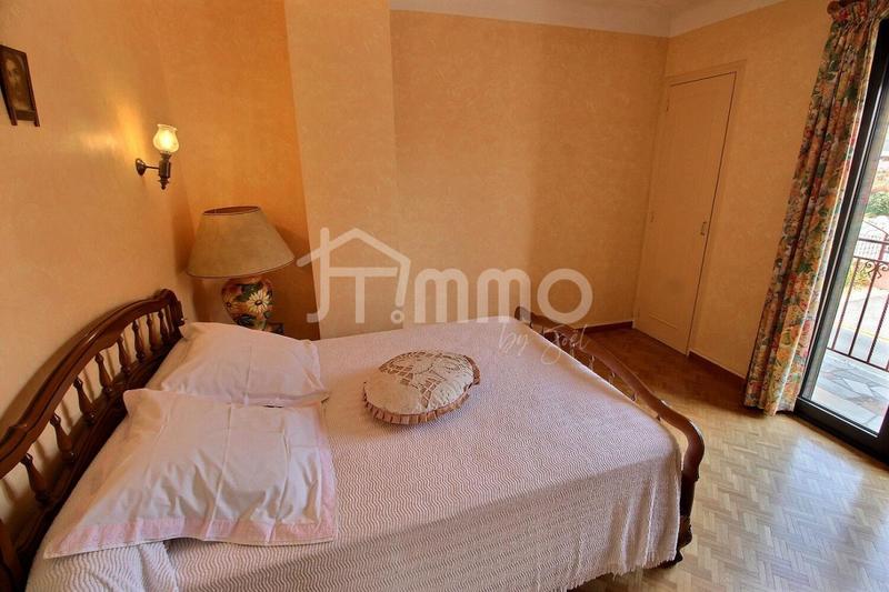 Maison de ville - 180 m² - 6 pièces