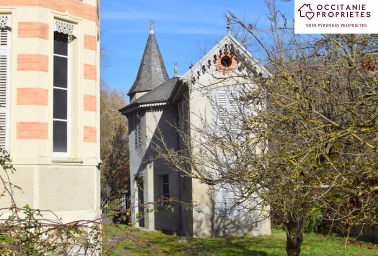 Château - 480 m² - 21 pièces