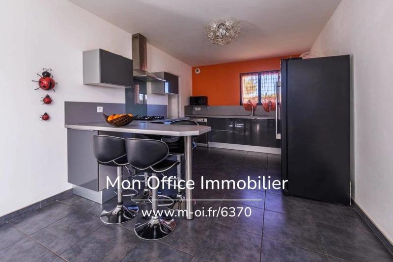 Maison - 143 m² - 5 pièces