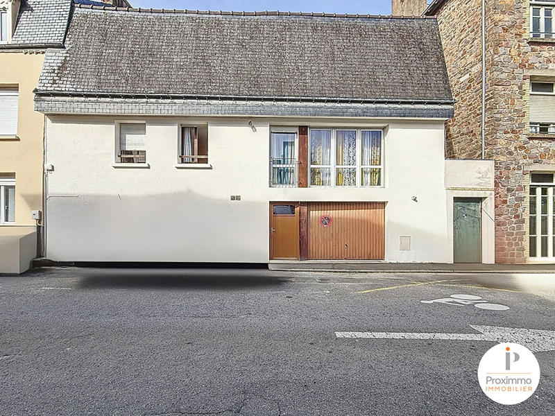 Immeuble - 84 m² - 5 pièces