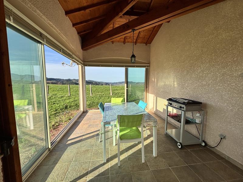 Maison traditionnelle - 143 m² - 6 pièces