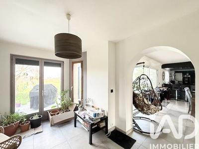 Maison - 147 m² - 8 pièces