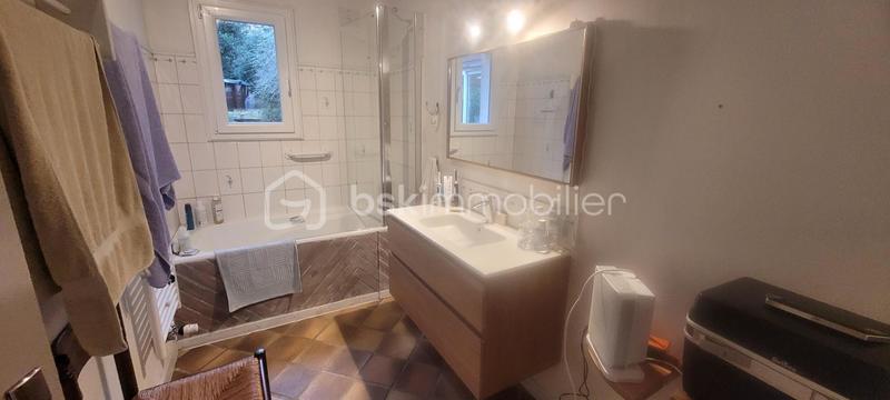 Maison - 107 m² - 7 pièces