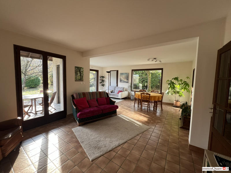 Maison - 156 m² - 7 pièces