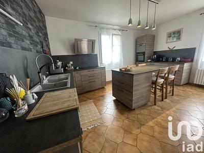 Maison - 171 m² - 5 pièces