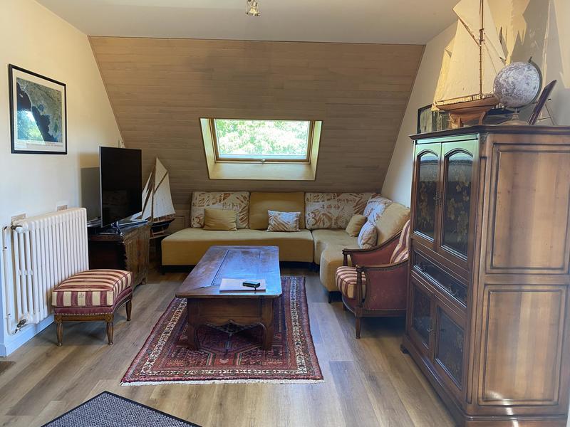 Maison - 251 m² - 8 pièces