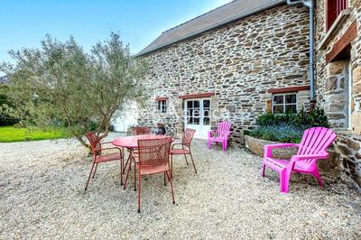 Maison - 208 m² - 9 pièces