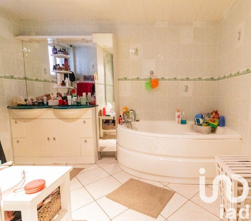 Maison - 106 m² - 4 pièces