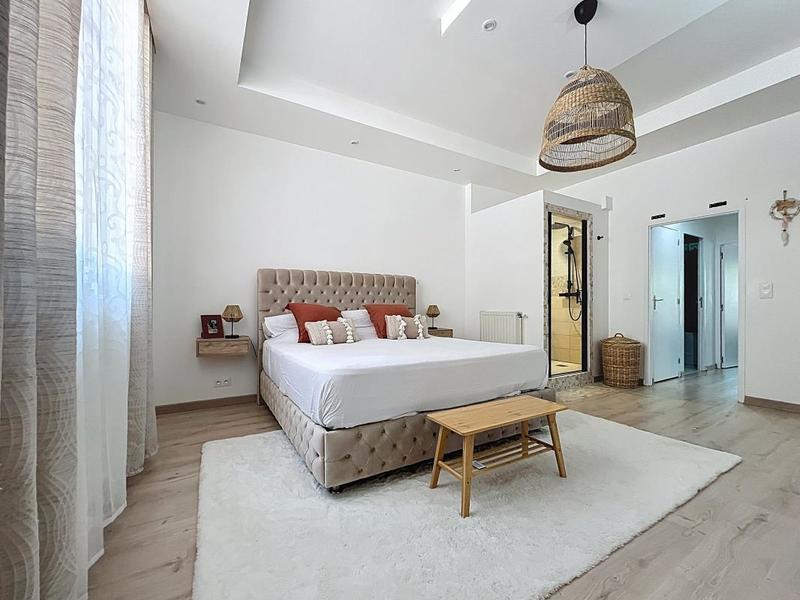 Appartement - 111 m² - 3 pièces