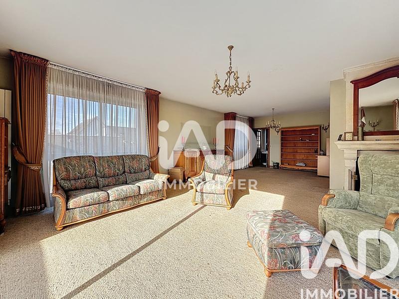 Maison - 285 m² - 11 pièces