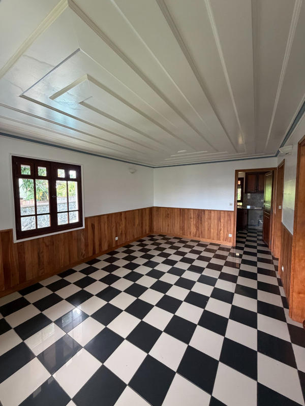 Maison - 200 m² - 6 pièces