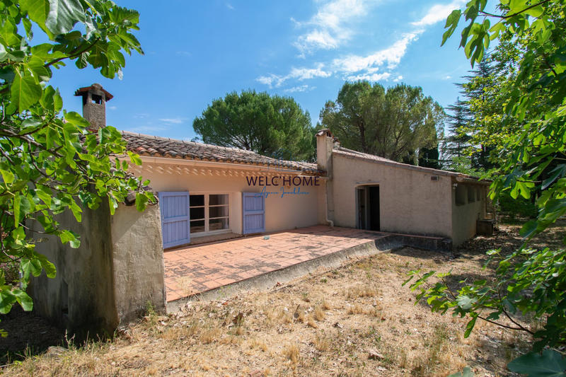 Maison - 200 m² - 8 pièces