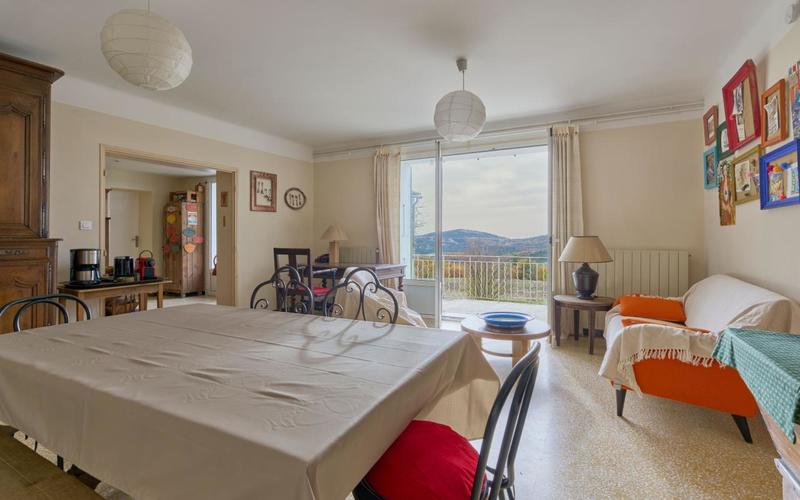 Maison - 409 m² - 13 pièces