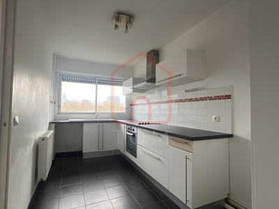 Appartement - 85 m² - 3 pièces