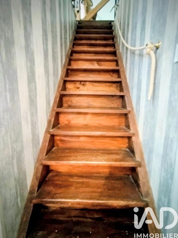 Maison - 339 m² - 5 pièces