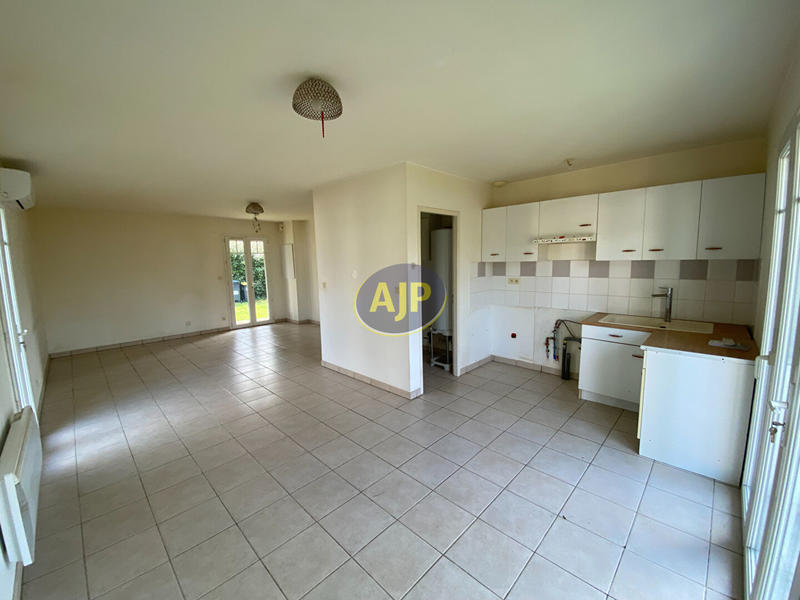 Maison - 65 m² - 3 pièces