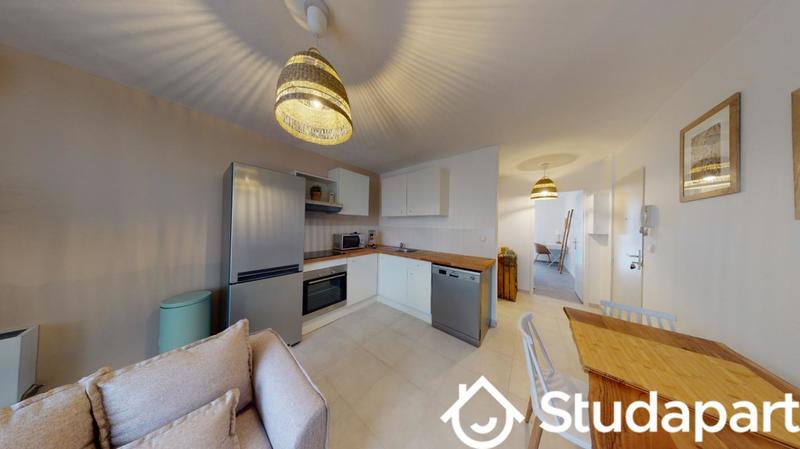 Chambre - 10 m² - 1 pièce