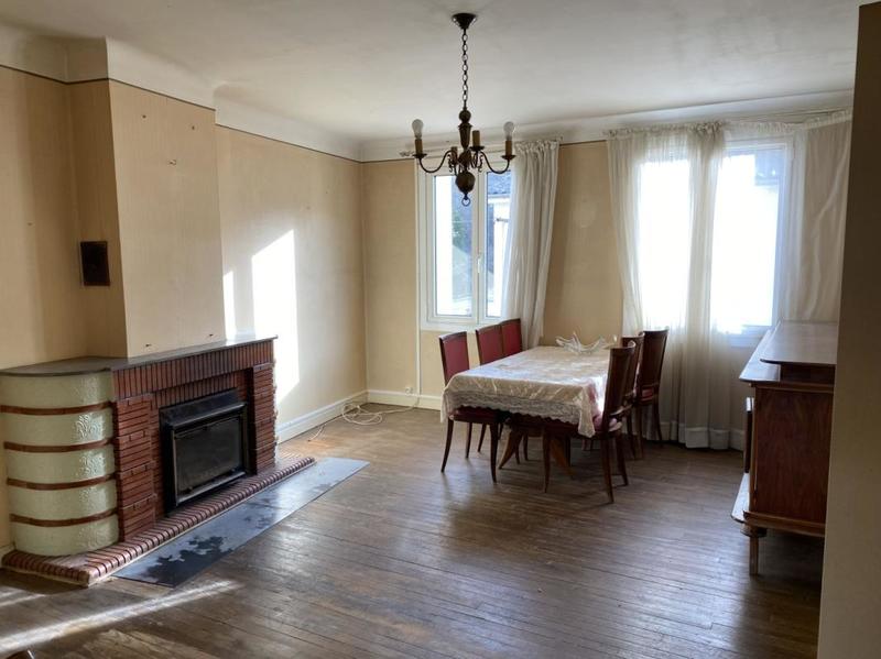 Maison - 200 m² - 11 pièces