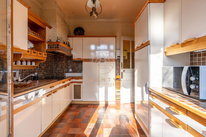 Maison - 162 m² - 7 pièces