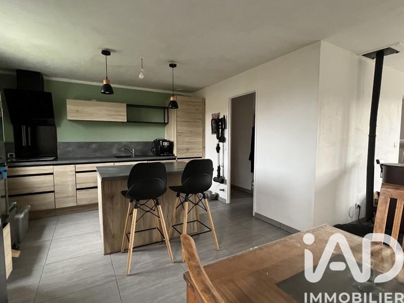 Maison - 99 m² - 4 pièces