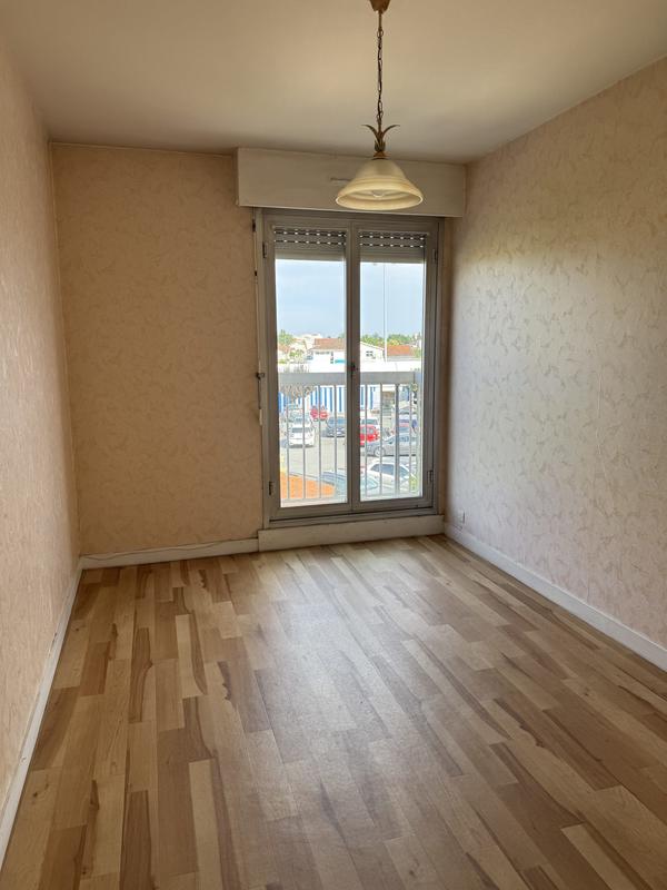 Appartement - 57 m² - 4 pièces