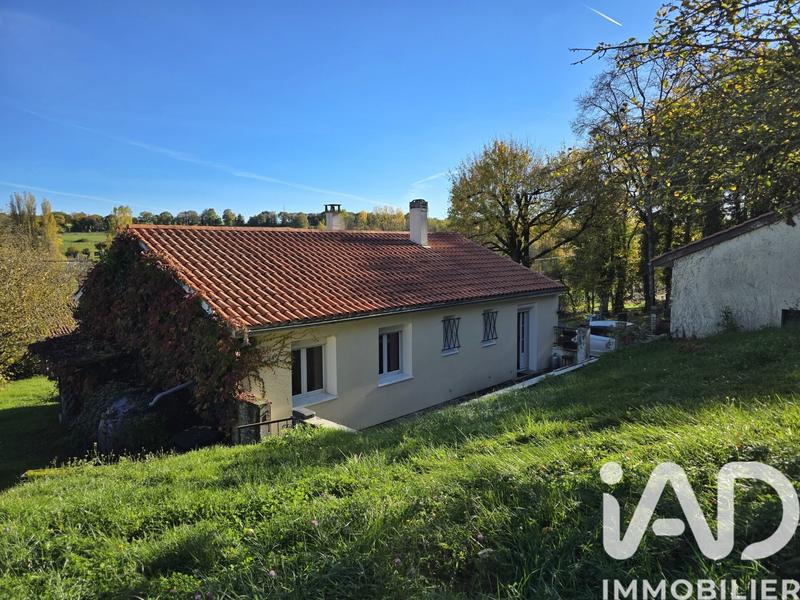 Maison - 88 m² - 5 pièces