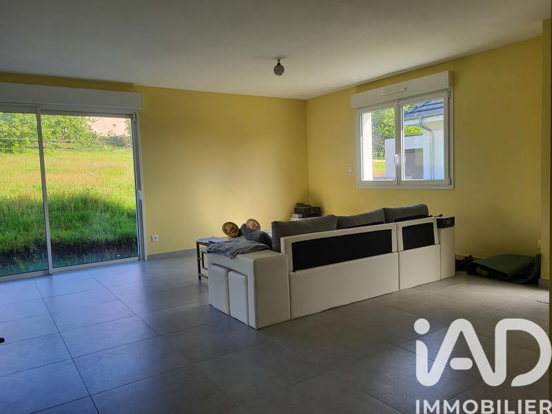 Maison - 99 m² - 4 pièces