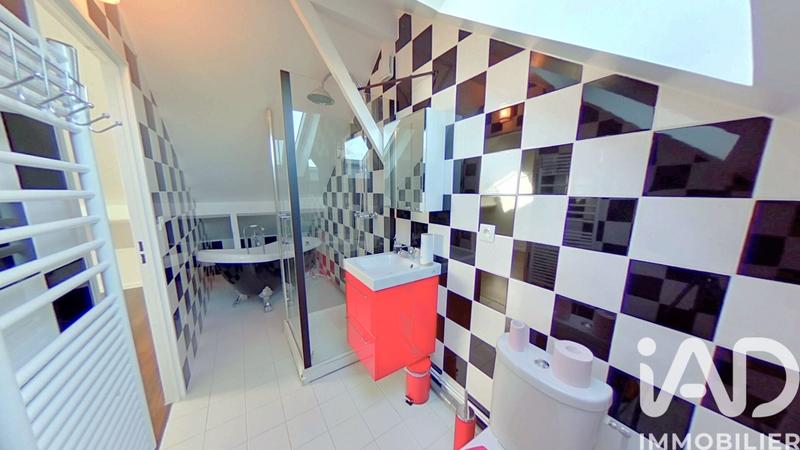 Maison - 165 m² - 7 pièces