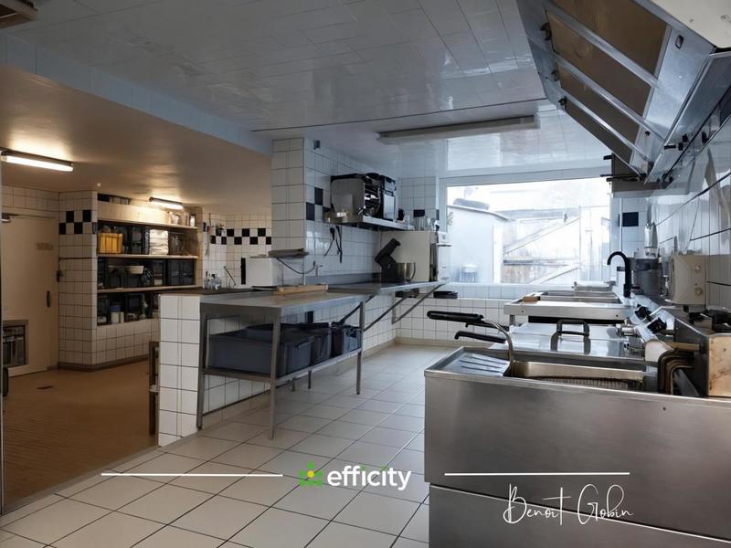 Bureau - 900 m² - 32 pièces