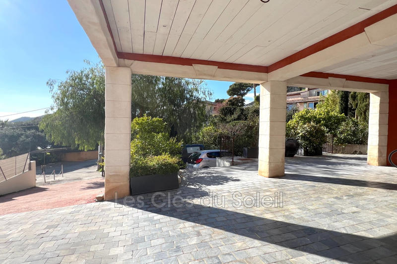 Maison - 170 m² - 8 pièces