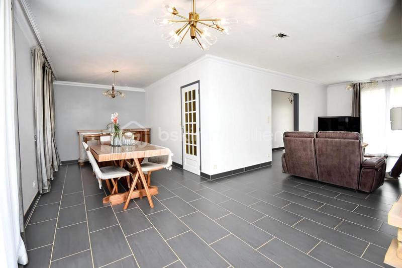 Maison - 135 m² - 6 pièces