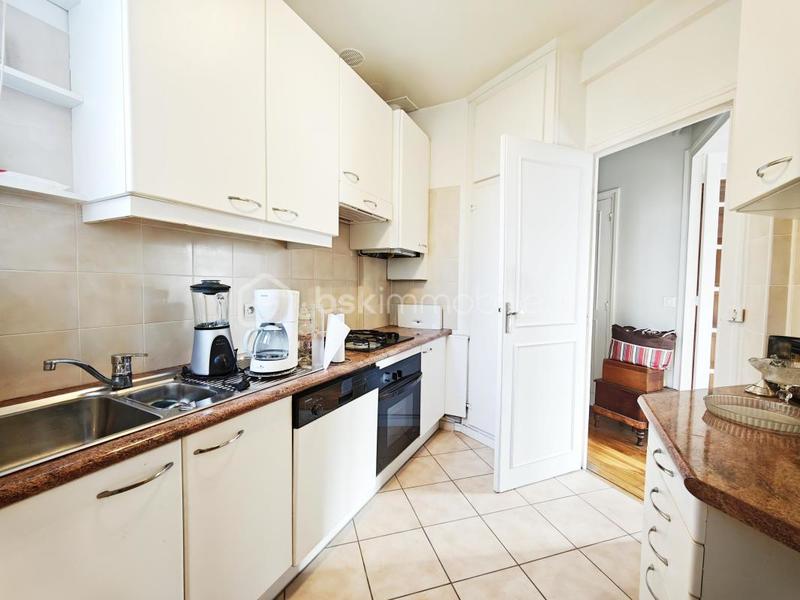 Appartement - 100 m² - 4 pièces