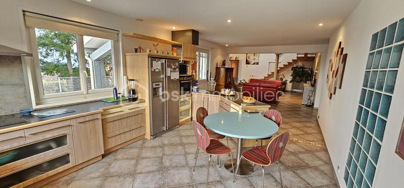 Maison - 165 m² - 4 pièces