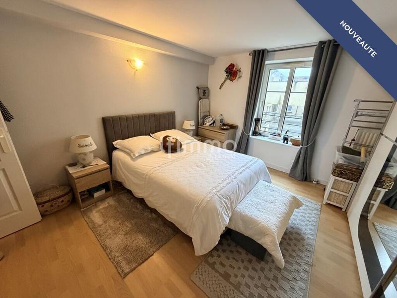 Maison - 97 m² - 3 pièces